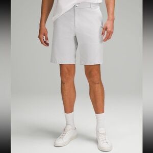 lululemon | Men's Commission Classic-Fit Short 9" Oxford Size 30 Black/White NWT